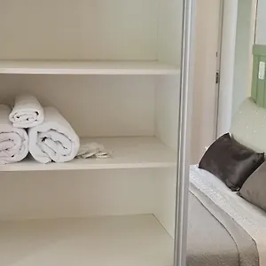 Casa Da Rosa Em Quarto em Acomodações Particulares